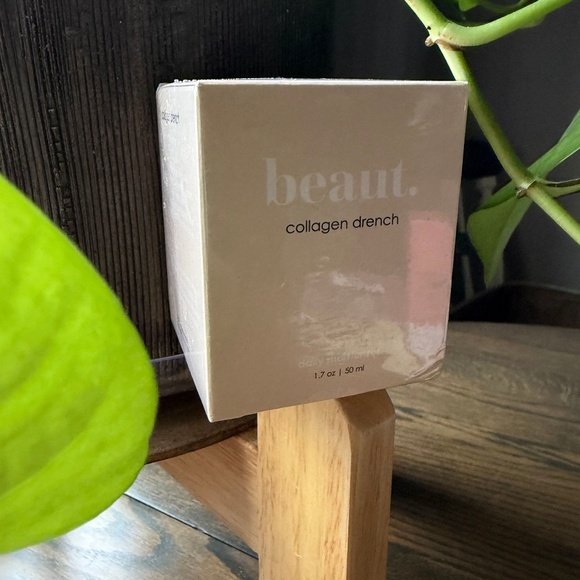Beaut Beauty Co- Collagen Drench Daily Moisturizer - Picture 2 of 7